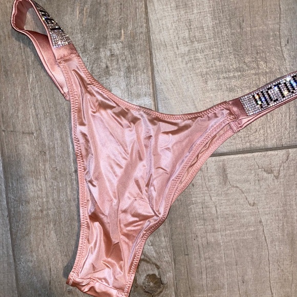 Victoria Secret Set - Picture 4 of 6